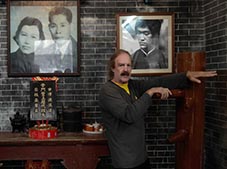 bruce lee house in shunde bruce lee, shunde, yip man, william cheung, sifu garry, sifu linda, wing chun in china, sifu garry, sifu linda, wing chun in melbourne, shaolin wing chun, wooden dummy,